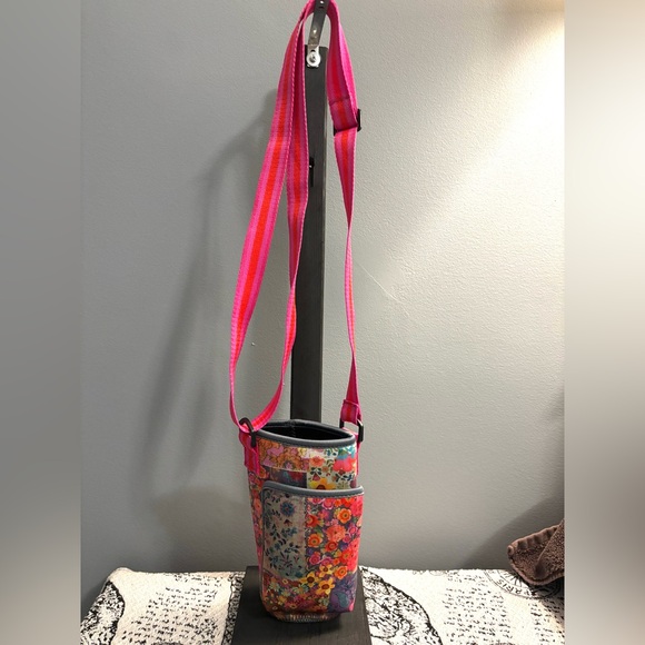 NATURAL LIFE Accessories - Natural Life Insulated Water Bottle Carrier | Pink Patchwork